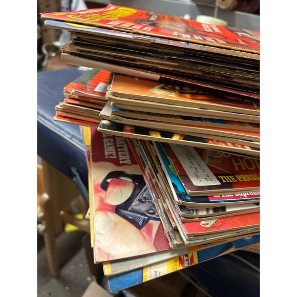 Vintage 1966-1971 Guns & Ammo magazine 66 issues rifles sporting pistols hunting - Picture 2 of 2